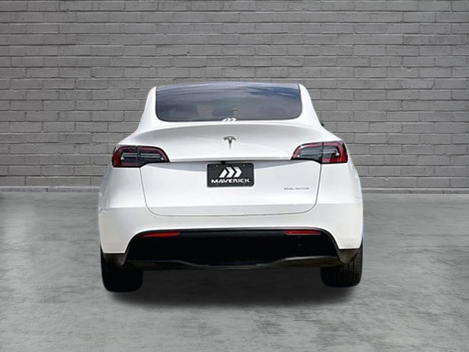 Used 2023 Tesla Model Y Long Range AWD/4WD image 1