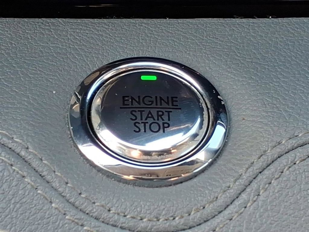 Used 2021 Lincoln Navigator Reserve w/ Luxury Package AWD/4WD image 21