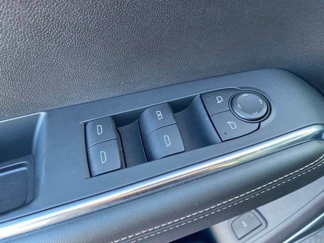 Used 2024 GMC Acadia Elevation w/ Luxury Package FWD image 11