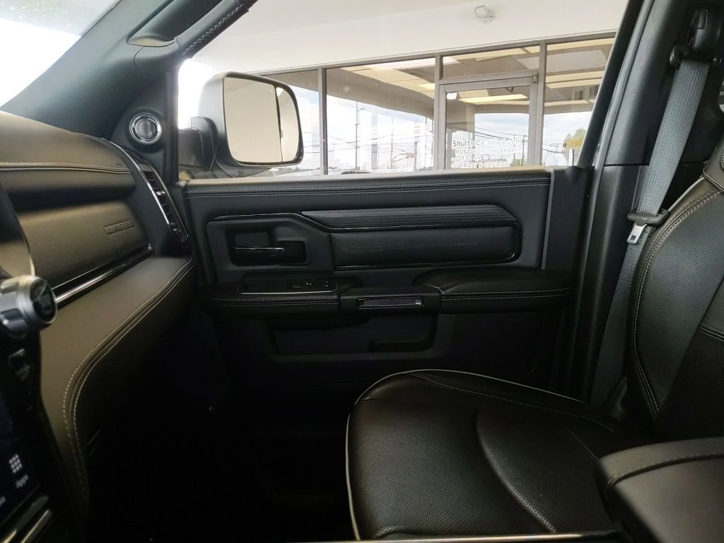 Used 2022 RAM 3500 Limited AWD/4WD image 30