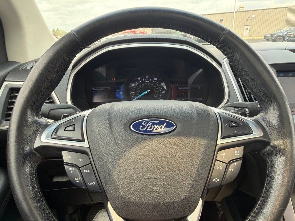 Used 2017 Ford Edge SEL w/ Equipment Group 201A AWD/4WD image 15