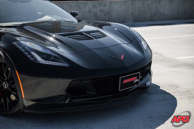 Used 2015 Chevrolet Corvette Z06 w/ 3LZ Preferred Equipment Group image 24