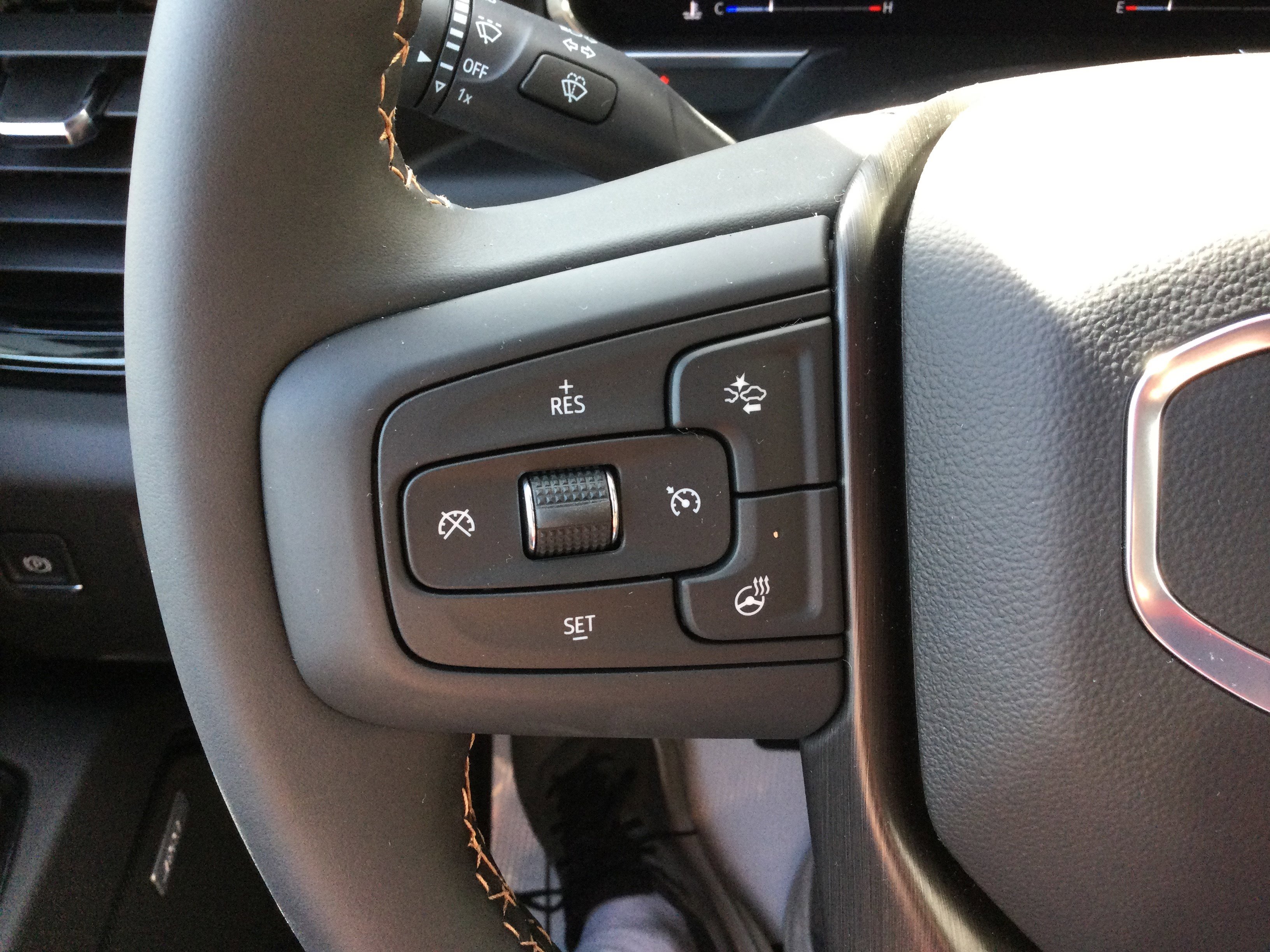 New 2026 GMC Sierra 3500 AT4 w/ AT4 Premium Plus Package image 17