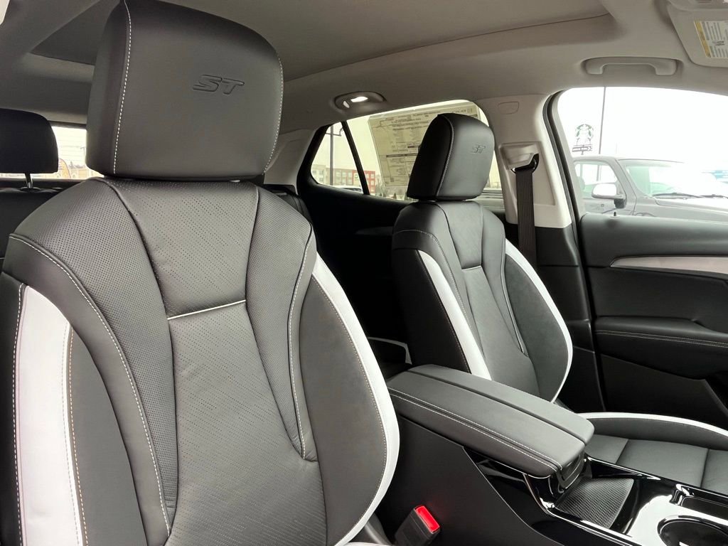 New 2026 Buick Envision Sport Touring image 31