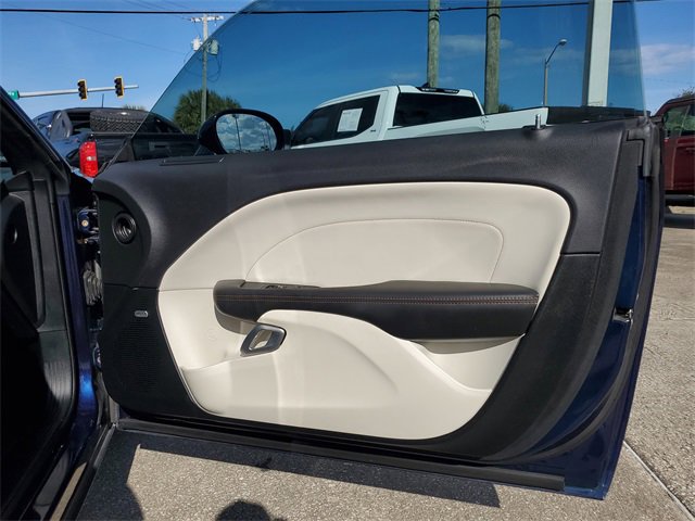 Used 2017 Dodge Challenger R/T Plus image 9