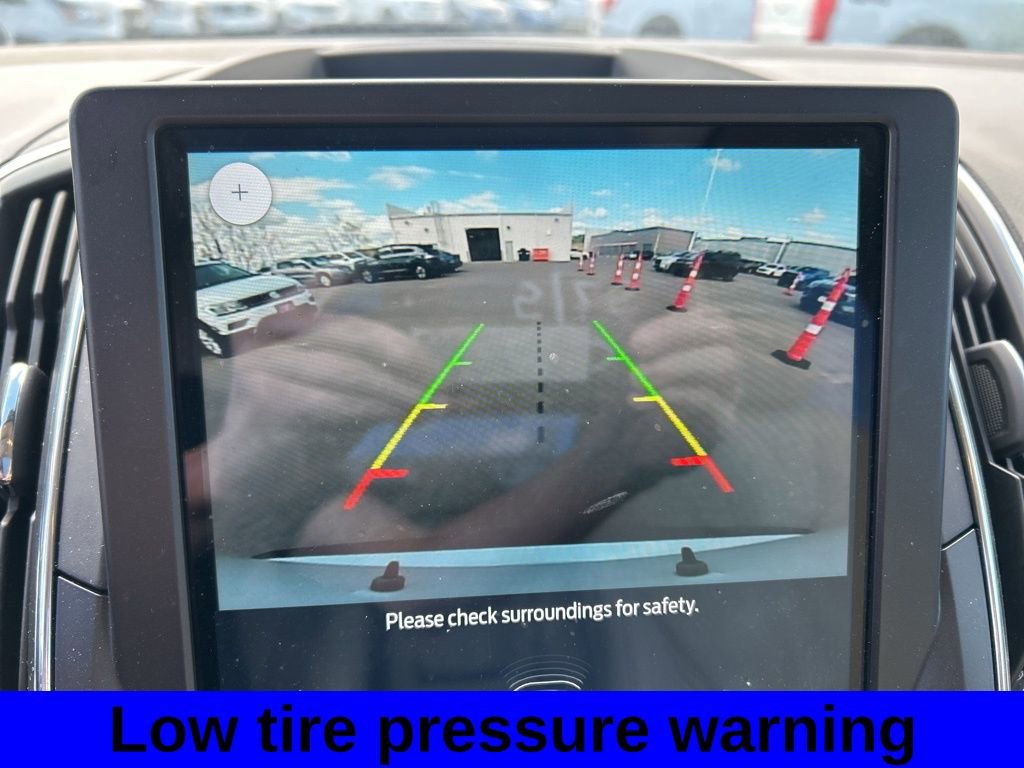 Used 2021 Ford Edge Titanium AWD/4WD image 13