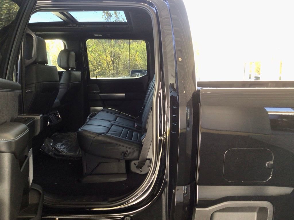 New 2026 Ford F350 Platinum w/ Tremor Off-Road Package image 25