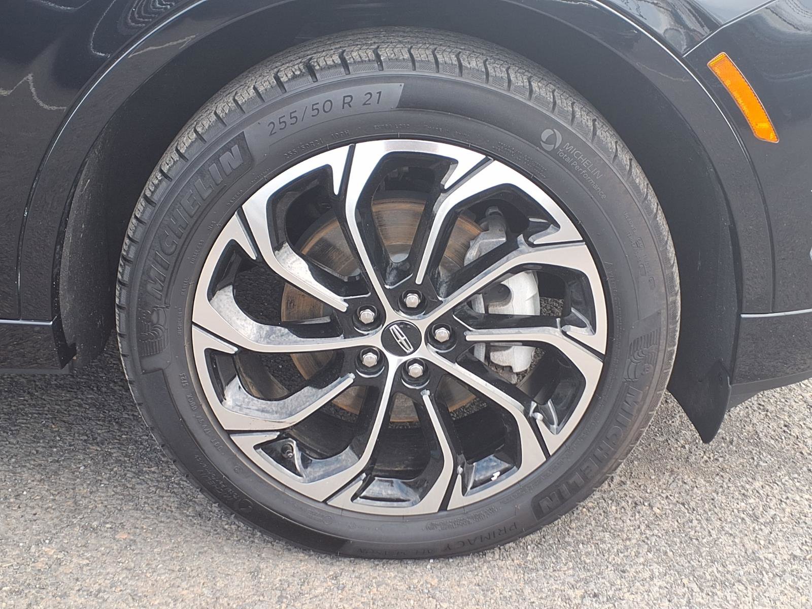 Used 2024 Lincoln Nautilus Reserve w/ Equipment Group 202A image 10