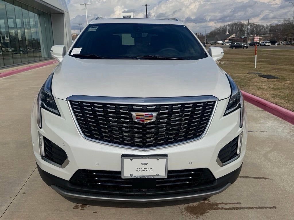 New 2026 Cadillac XT5 Premium Luxury w/ LPO, Floor Liner Package FWD image 9