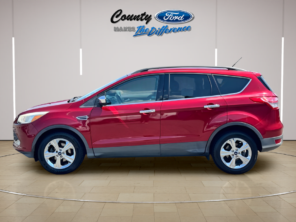 Used 2016 Ford Escape SE w/ SE Leather Comfort Package FWD image 3