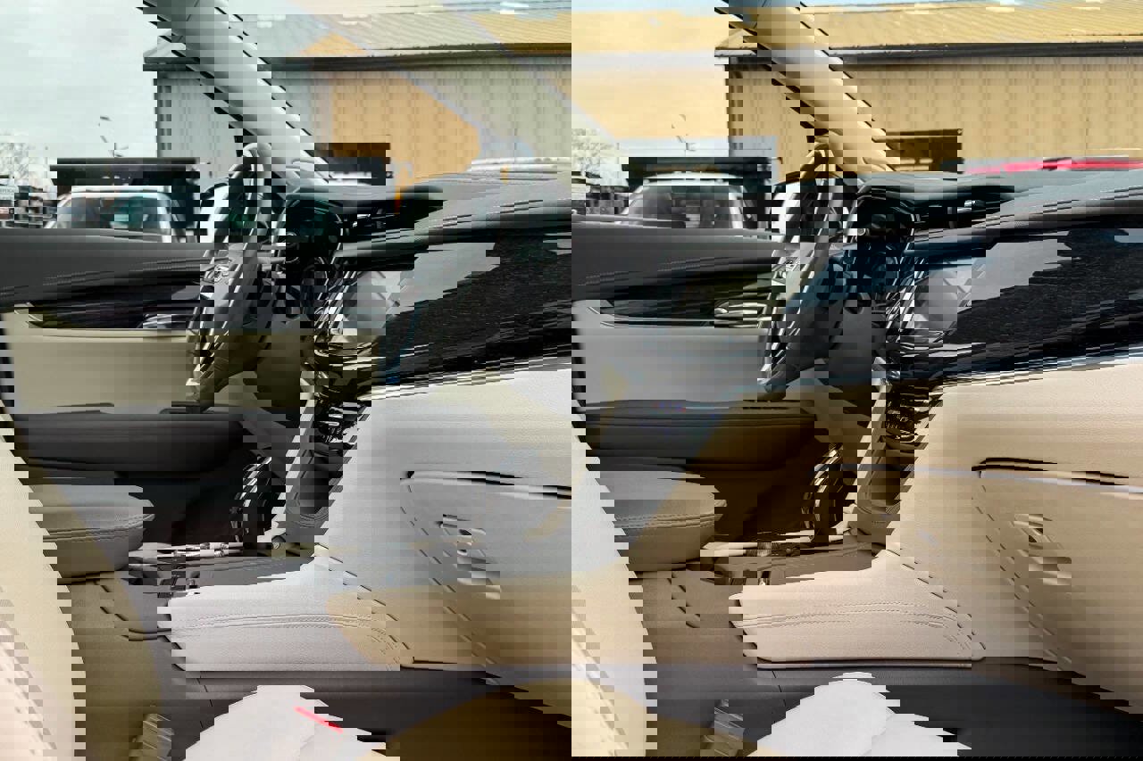 Used 2020 Cadillac XT6 Premium Luxury image 11