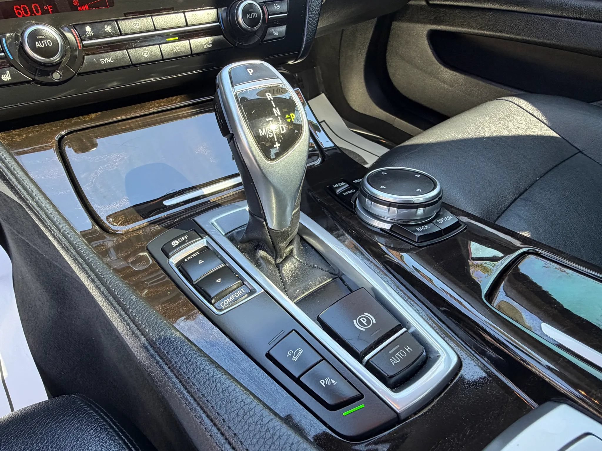 Used 2016 BMW 528i xDrive Sedan AWD/4WD image 26