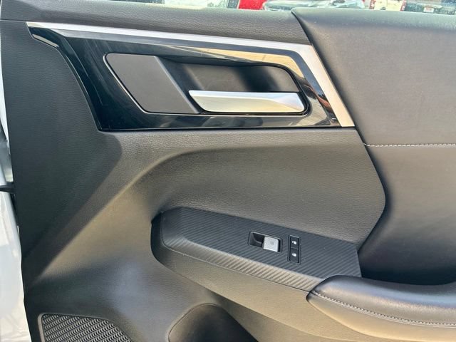 Used 2024 Mitsubishi Outlander SE FWD image 14