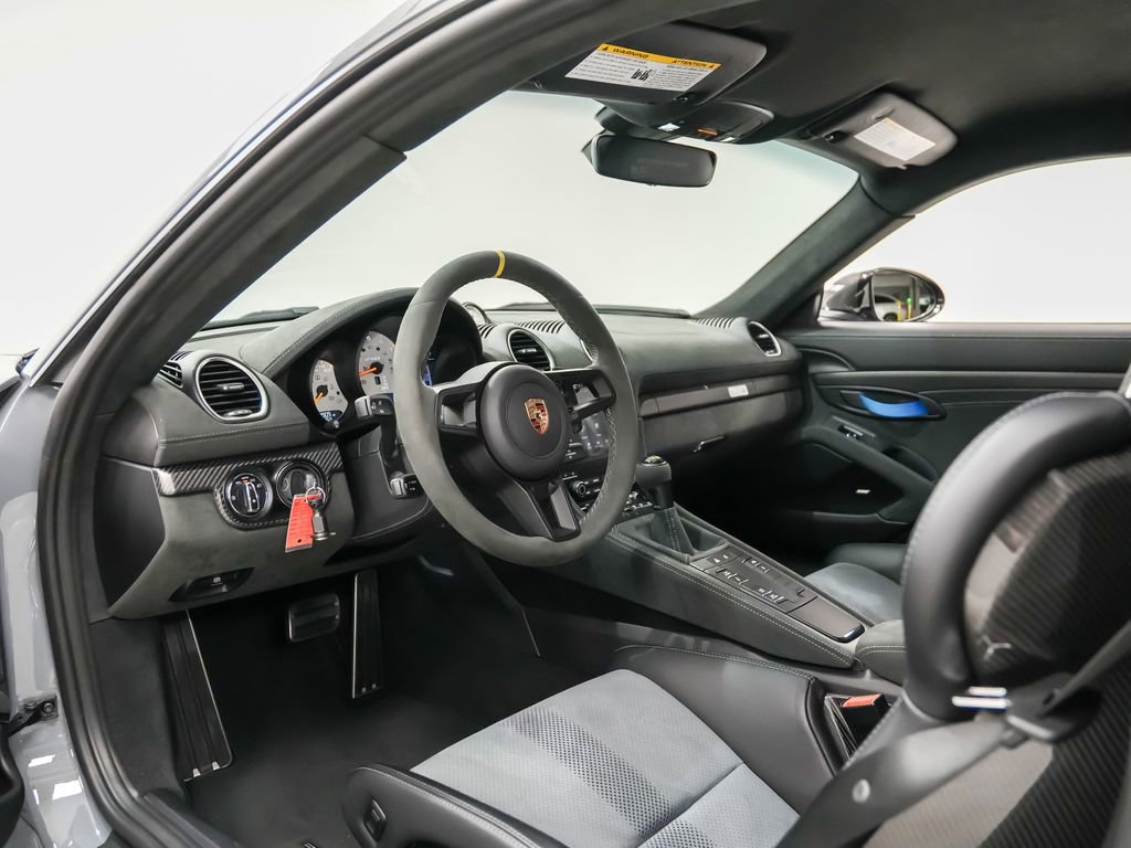 Certified 2025 Porsche 718 Cayman GT4 RS image 4