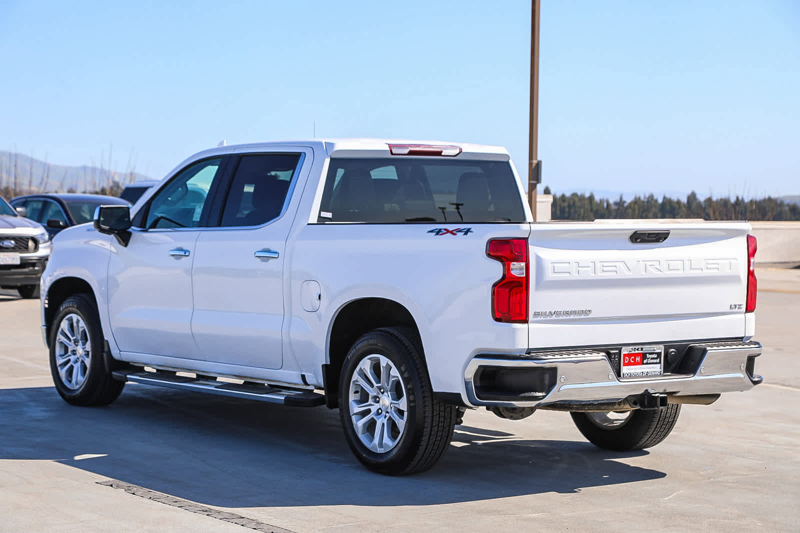 Used 2022 Chevrolet Silverado 1500 LTZ image 7