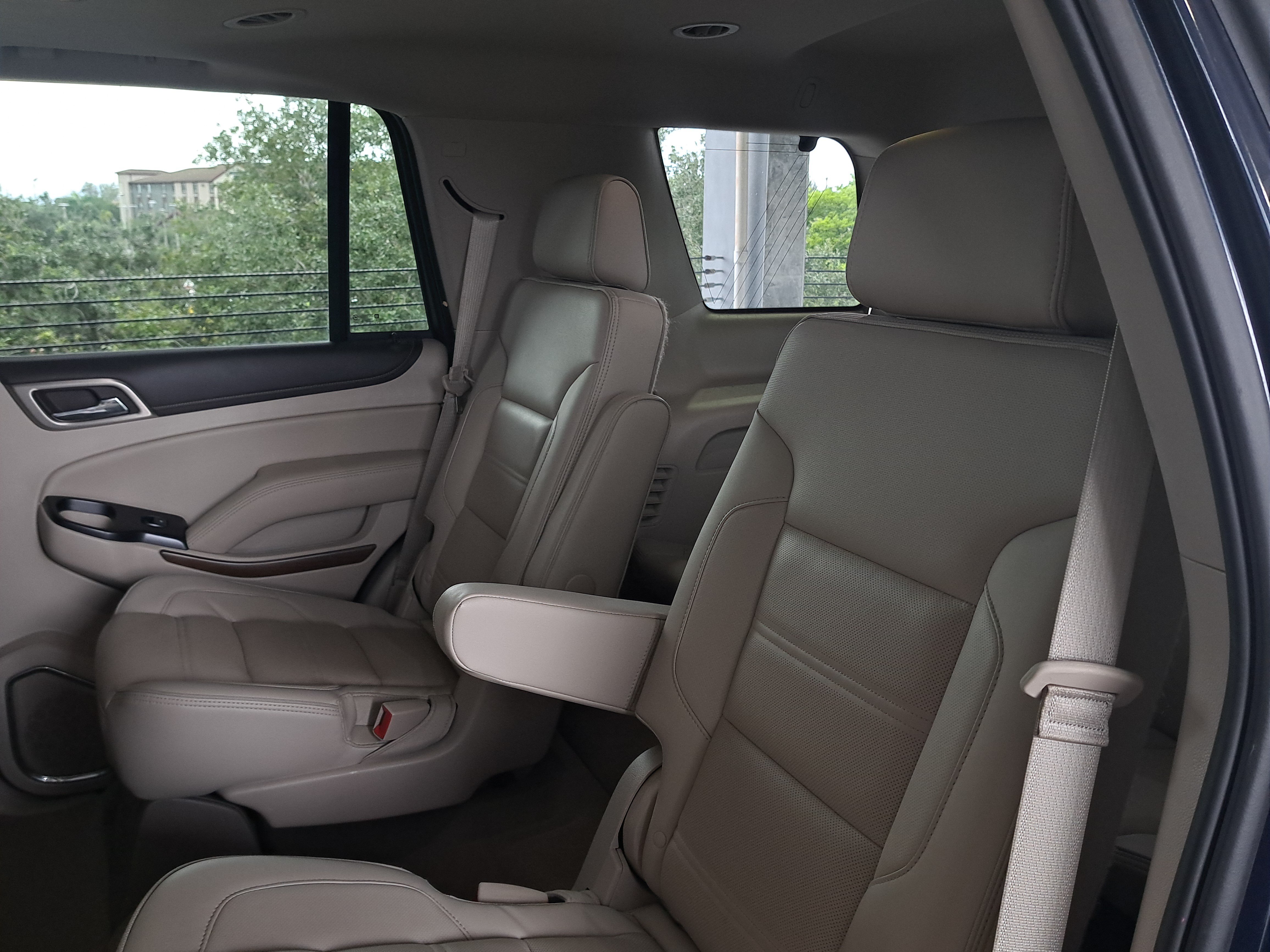 Used 2020 GMC Yukon Denali AWD/4WD image 8