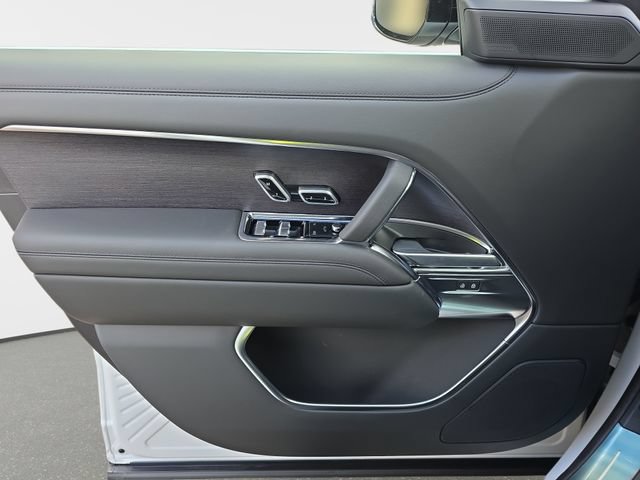 New 2026 Land Rover Range Rover SE AWD/4WD image 19