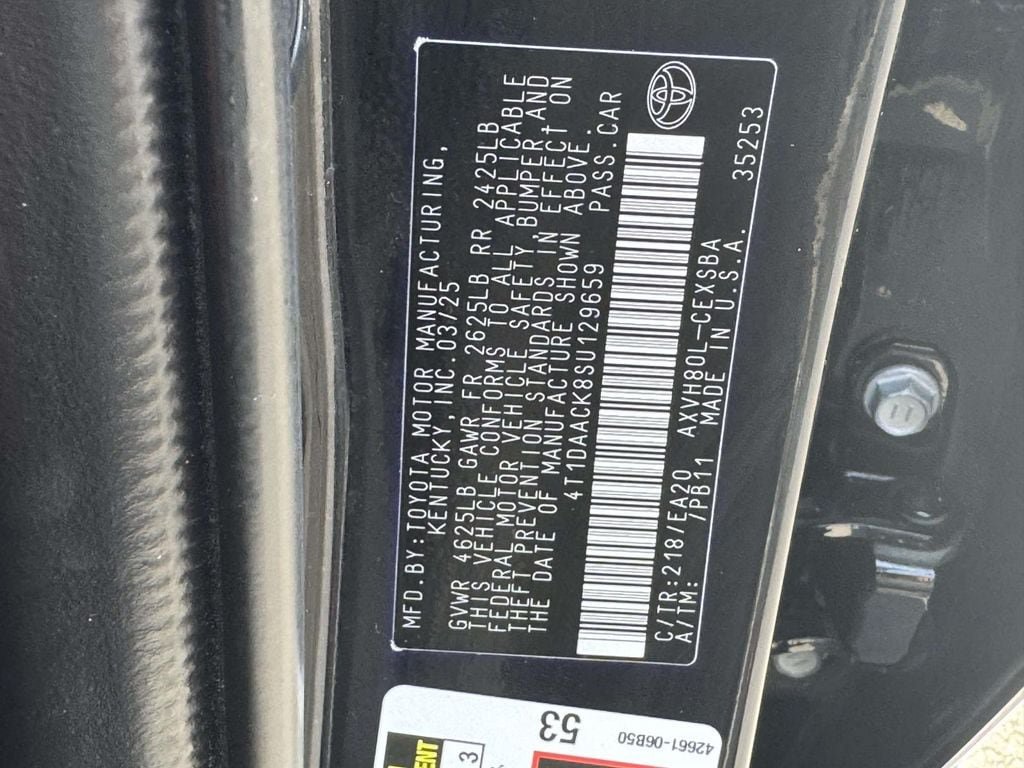 Used 2025 Toyota Camry SE FWD image 28