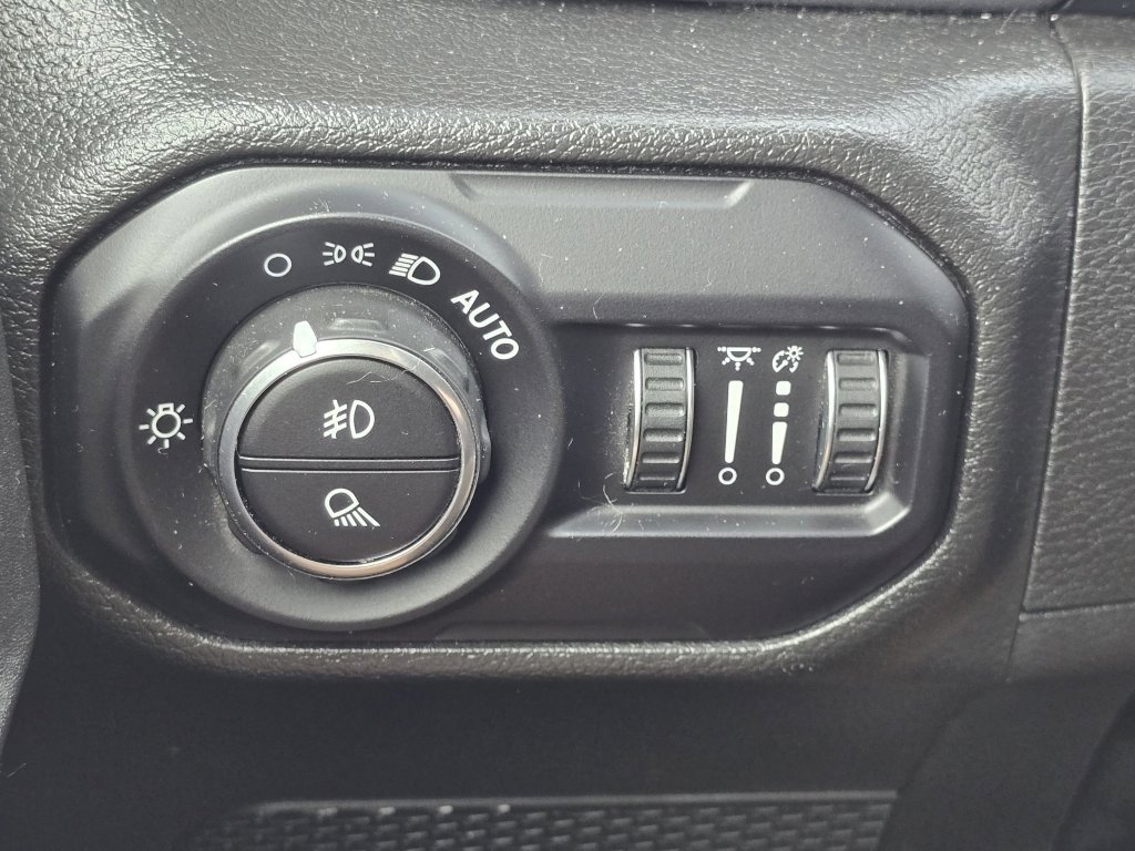 Used 2022 Jeep Gladiator Mojave w/ LED Lighting Group image 30