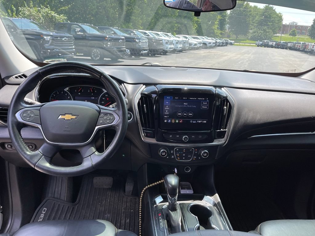 Used 2021 Chevrolet Traverse LT AWD/4WD image 11