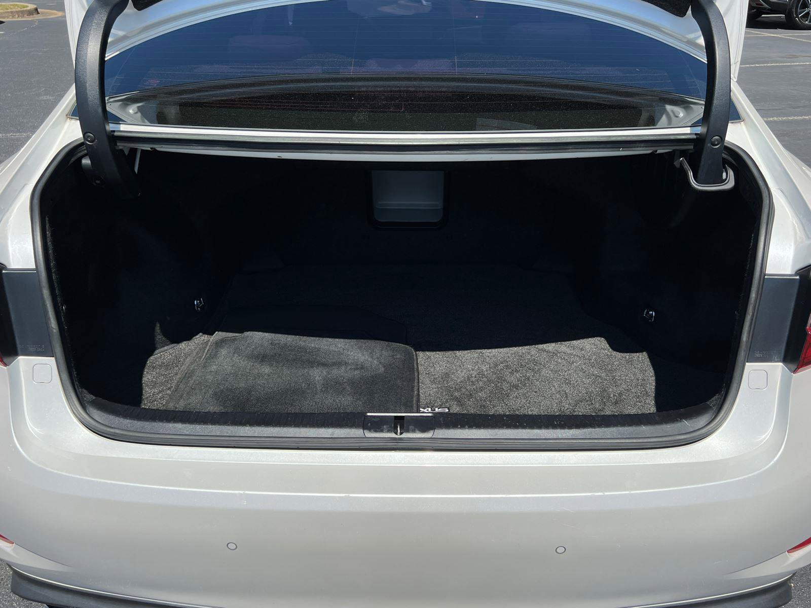 Used 2017 Lexus ES 350 w/ Luxury Package image 19