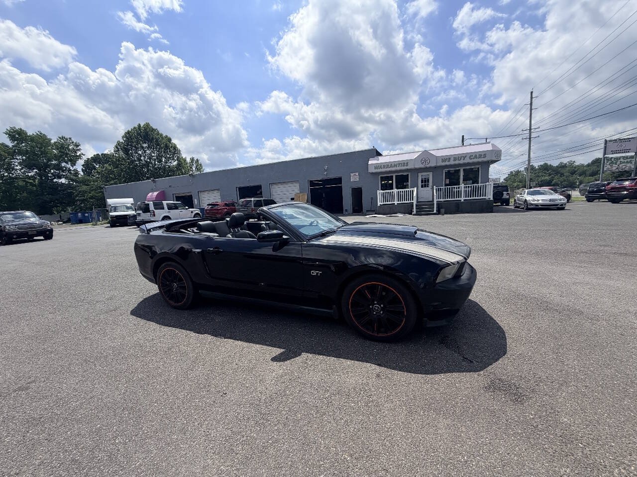Used 2010 Ford Mustang GT Premium RWD image 6