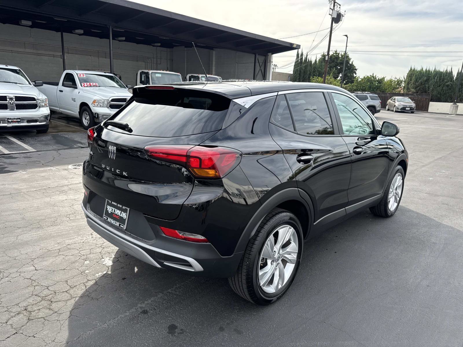 Used 2025 Buick Encore GX Preferred image 5