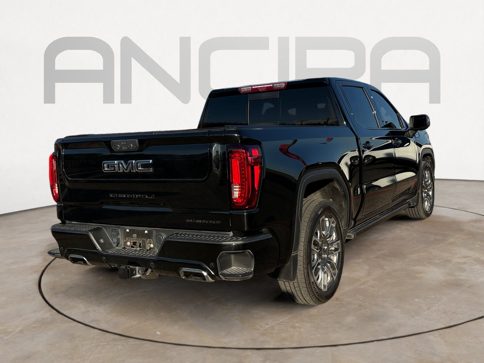 Used 2024 GMC Sierra 1500 Denali Ultimate AWD/4WD image 10