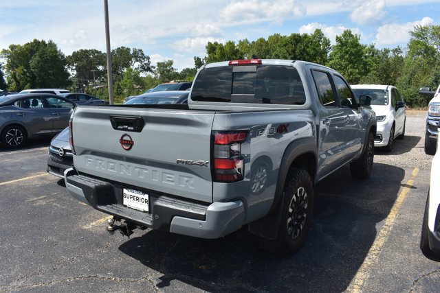 Used 2023 Nissan Frontier PRO-4X w/ Technology Package AWD/4WD image 3