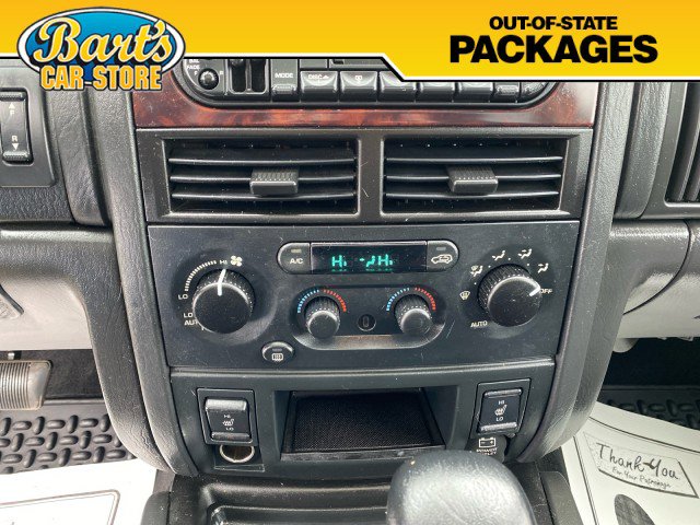 Used 2004 Jeep Grand Cherokee Limited w/ Trailer Tow Group IV image 31