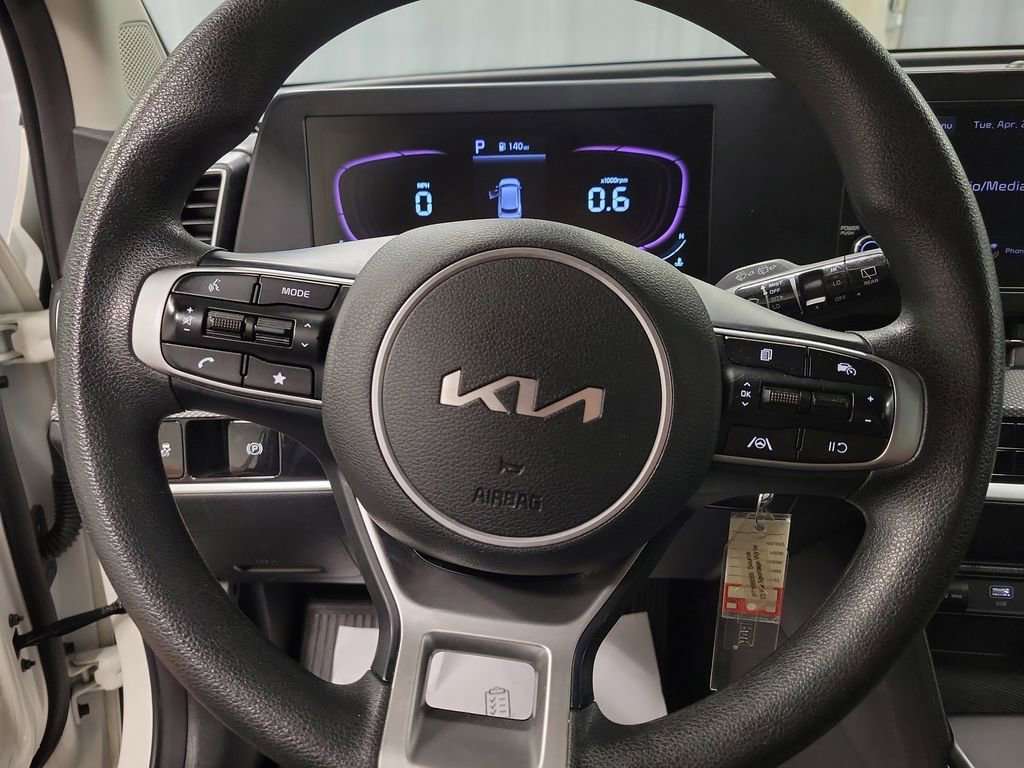 Used 2023 Kia Sportage LX FWD image 18
