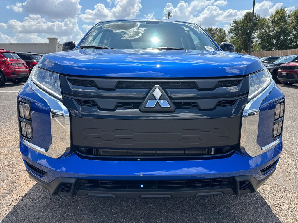 New 2027 Mitsubishi Outlander Sport LE FWD image 2