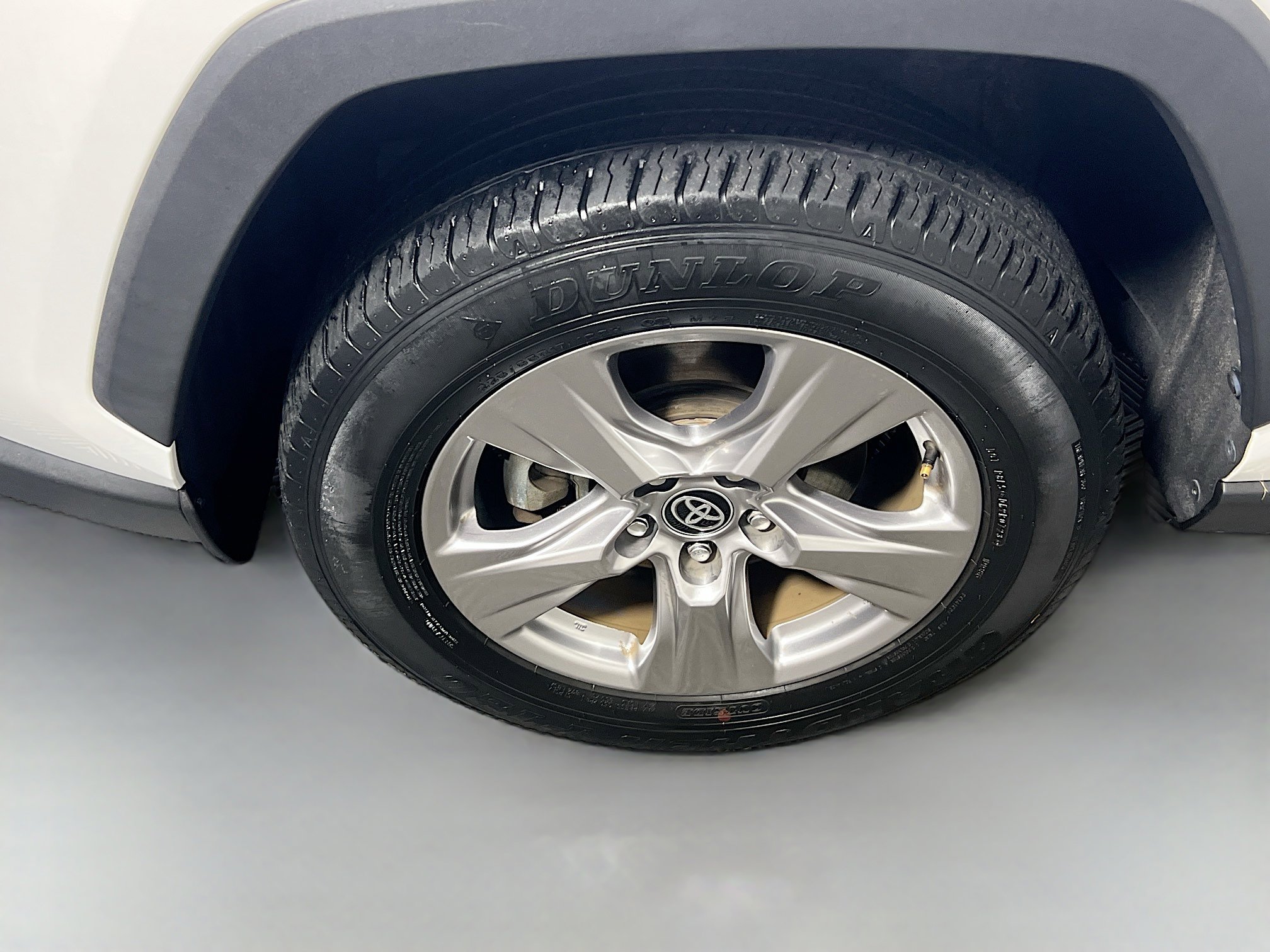 Used 2023 Toyota RAV4 XLE image 13