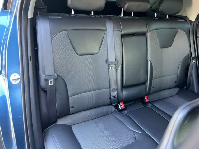Used 2023 Kia Niro EX w/ EX Cold Weather Package FWD image 22