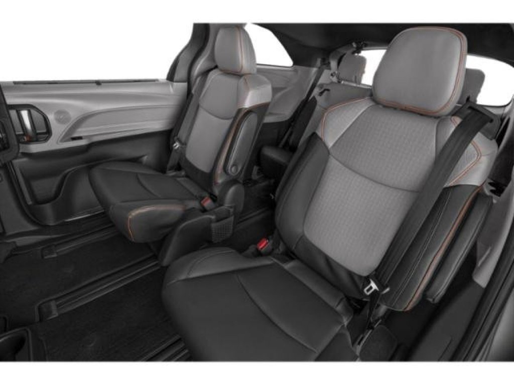New 2026 Toyota Sienna XSE image 17