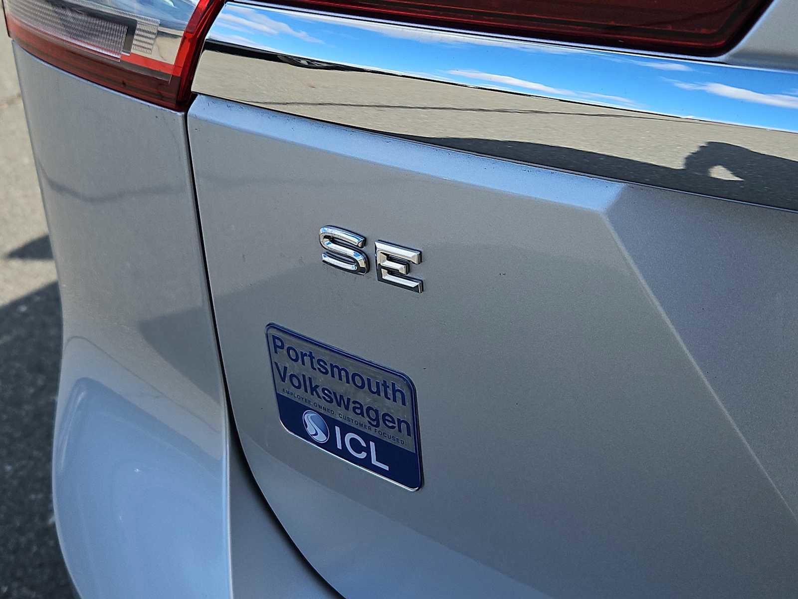 Used 2019 Volkswagen Atlas SE w/ Towing Package image 12