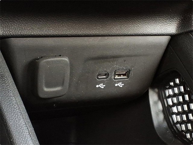 Used 2024 Chevrolet TrailBlazer RS w/ Driver Confidence Package image 14