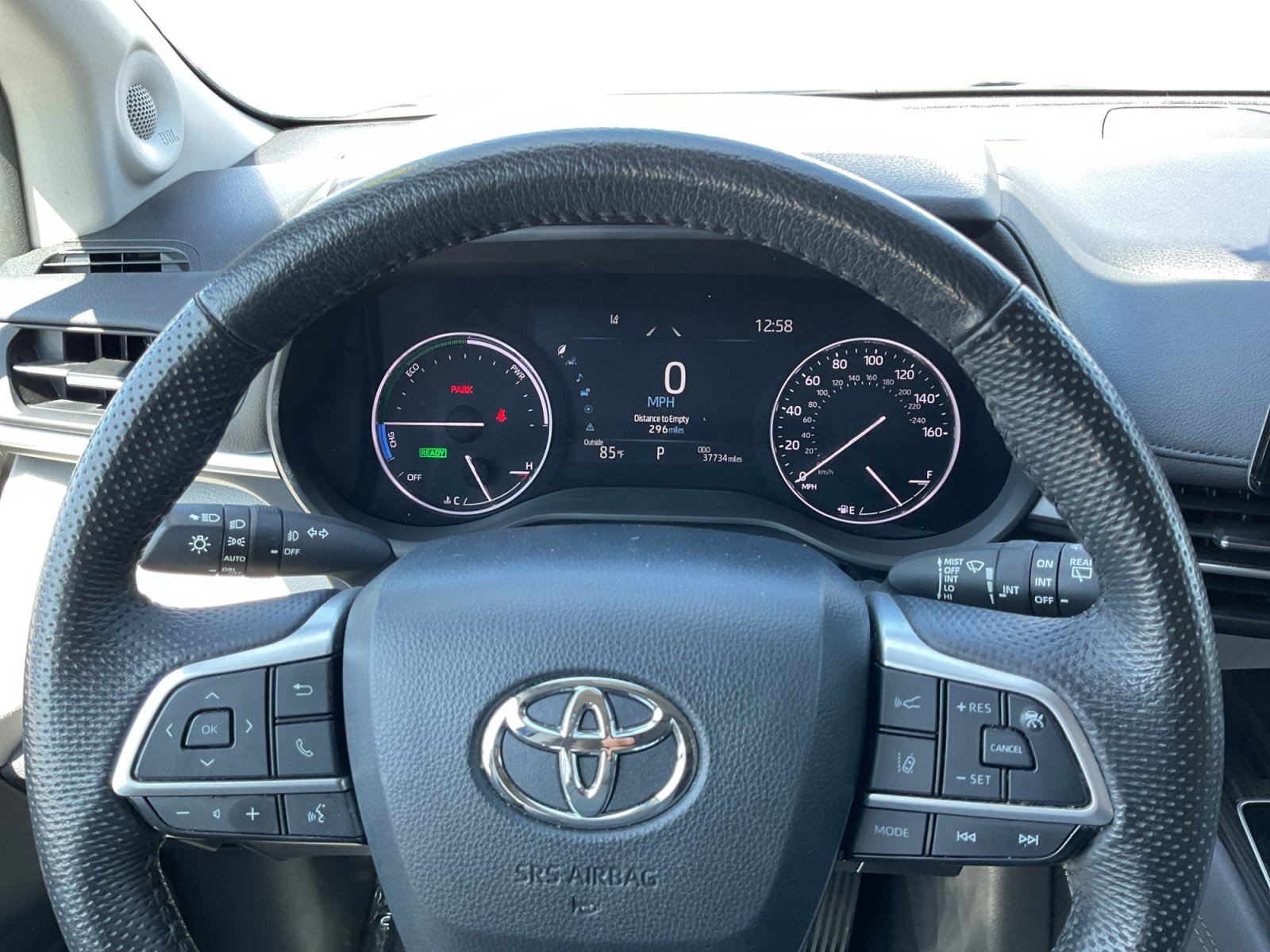 Used 2024 Toyota Sienna Limited FWD image 12