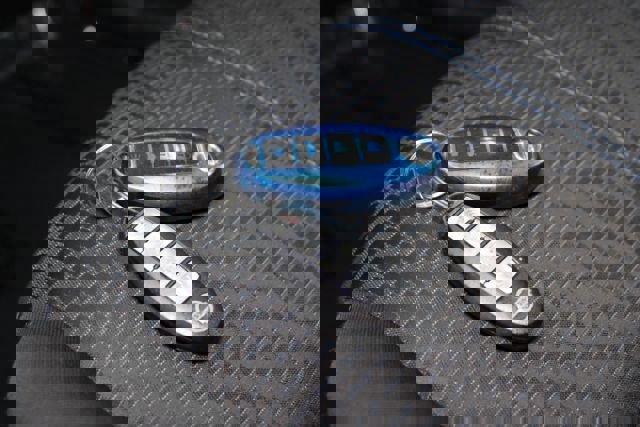 Used 2017 Nissan Sentra SR w/ SR Midnight Edition image 13