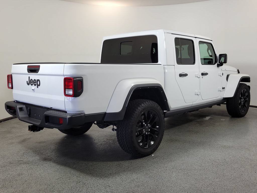 Used 2024 Jeep Gladiator Sport AWD/4WD image 6