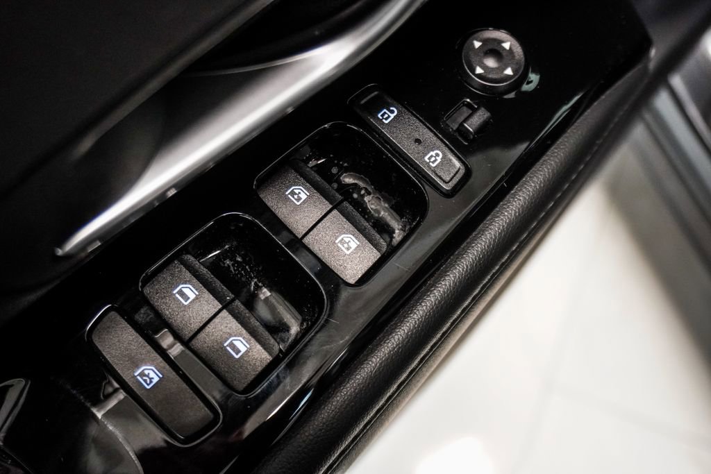 Used 2023 Hyundai Tucson Limited image 25