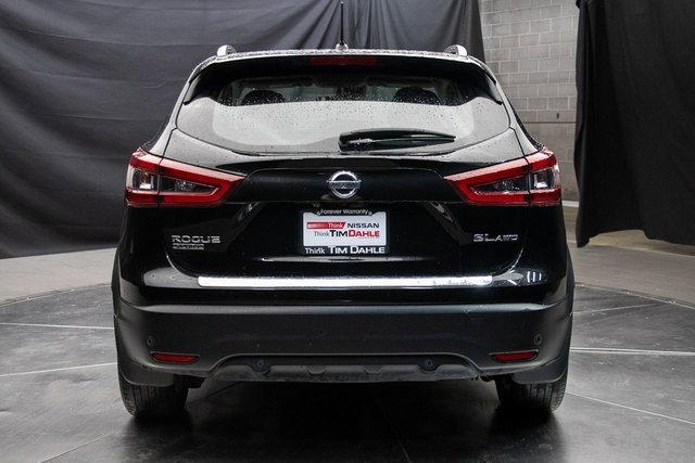 Used 2022 Nissan Rogue Sport SL w/ Premium Package image 11
