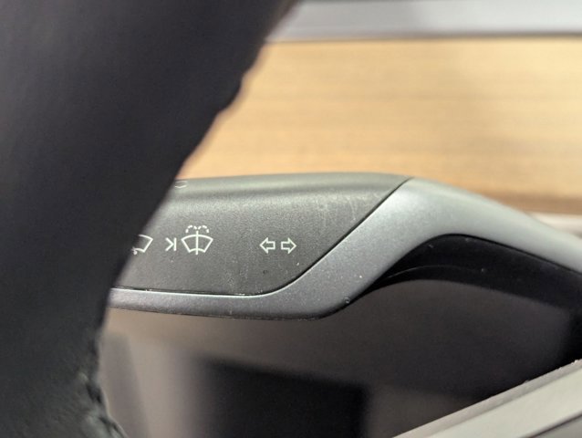 Used 2021 Tesla Model 3 Standard Range Plus image 13