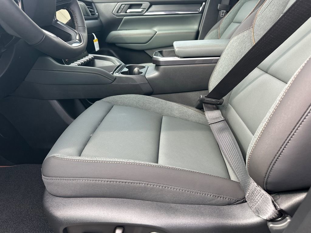 New 2026 GMC Terrain AT4 w/ Convenience Package III image 10