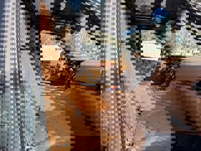 Used 2017 Cadillac Escalade ESV Platinum image 17