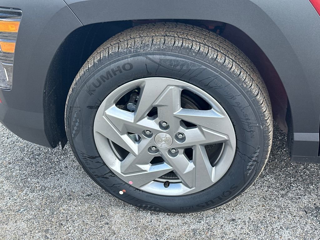 New 2026 Hyundai Kona SE image 11