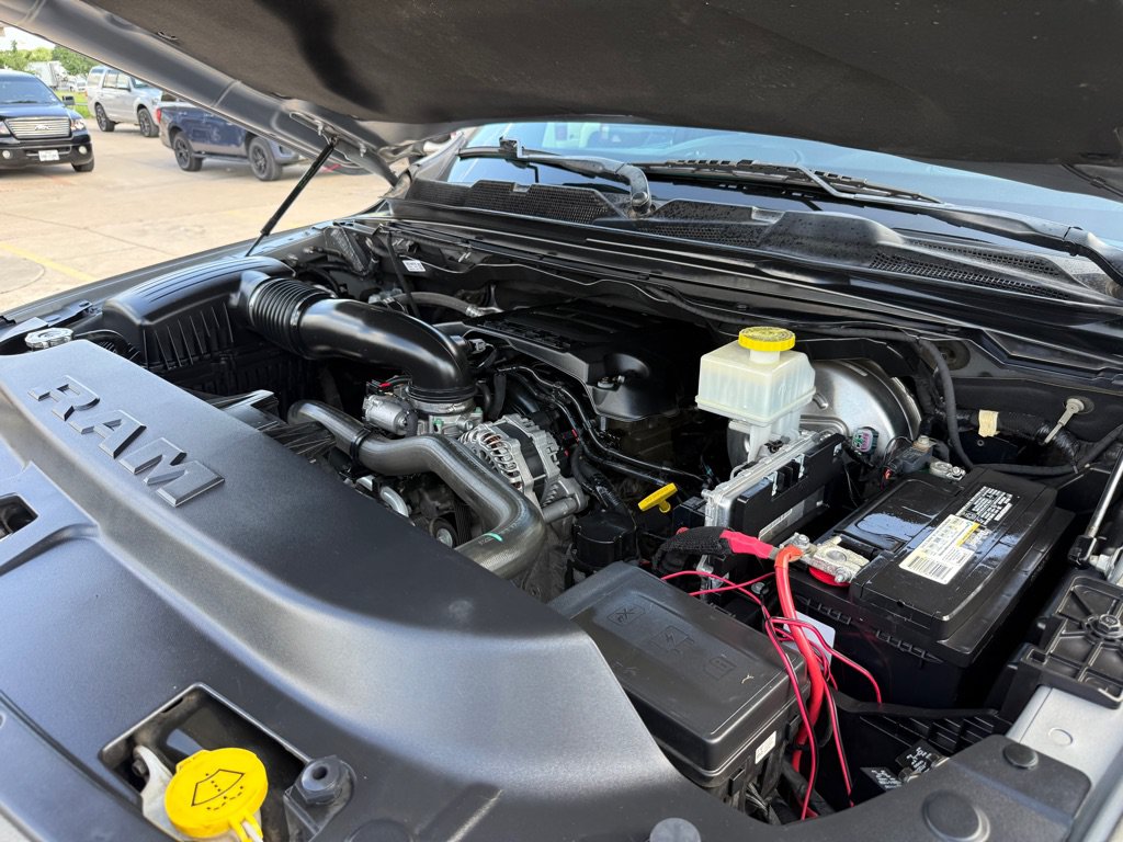 Used 2020 RAM 1500 Laramie w/ Sport Appearance Package AWD/4WD image 44