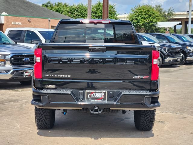Used 2025 Chevrolet Silverado 1500 ZR2 AWD/4WD image 6