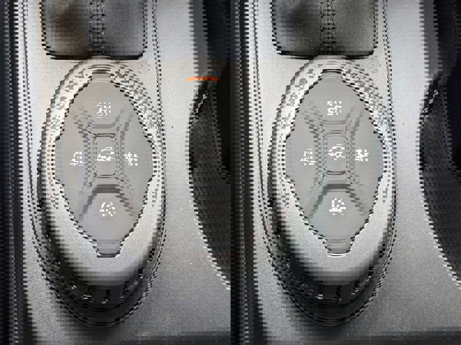 New 2025 Ford Bronco Badlands image 45