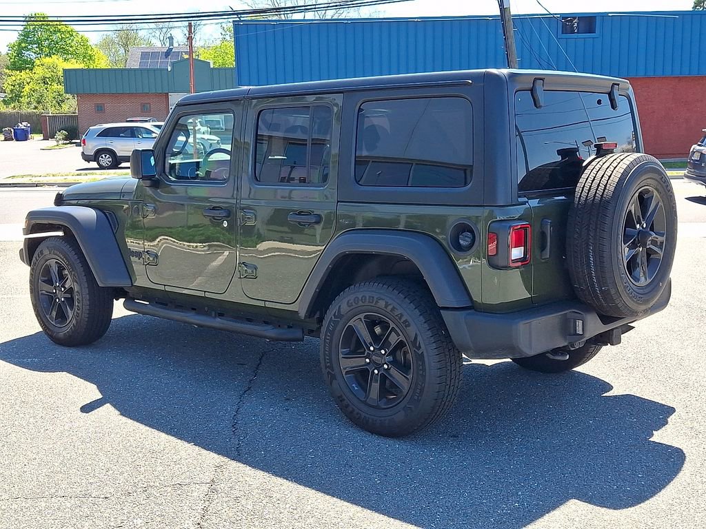 Used 2022 Jeep Wrangler Unlimited Sport AWD/4WD image 7